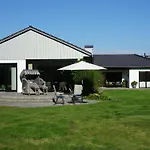 Grosszuegiges Haus Mit Traumhafter Gartenanlage By Interhome Holiday home Rodewald