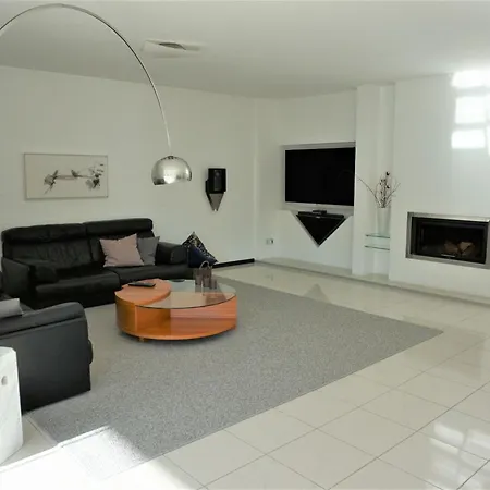 Grosszuegiges Haus Mit Traumhafter Gartenanlage By Interhome Holiday home Rodewald