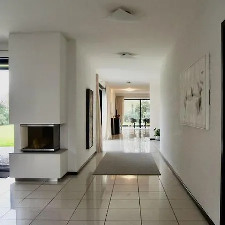 Prázdninový dům Grosszuegiges Haus Mit Traumhafter Gartenanlage By Interhome Rodewald